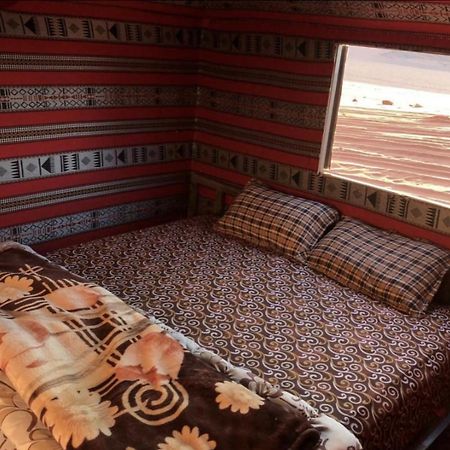 Wadi Rum Camels Camp Екстериор снимка